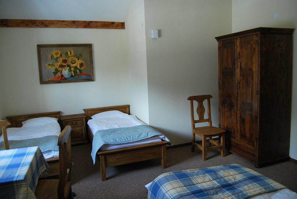 ホテル Karczma Na Woli Biłgoraj 部屋 写真